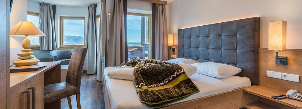 Hotel Alpenfrieden マランツァ エクステリア 写真